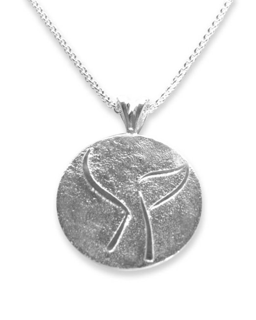 Embossed whale tail necklace